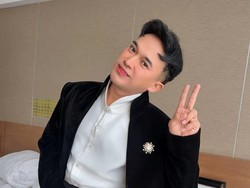 Pipi Anwar BAB Memar usai Ditampar Ibu-ibu yang Minta Foto Bareng: Gemas Katanya