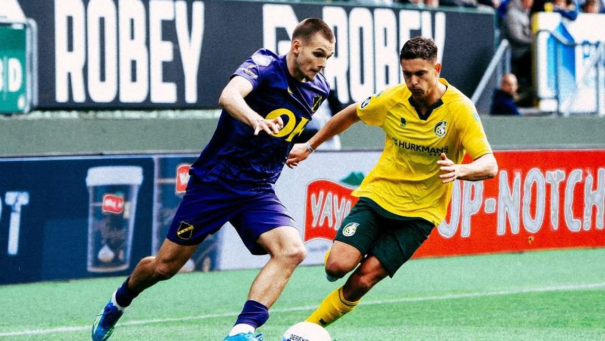 Kena Tekel Justin Hubner, Kaki Gelandang NAC Sobek