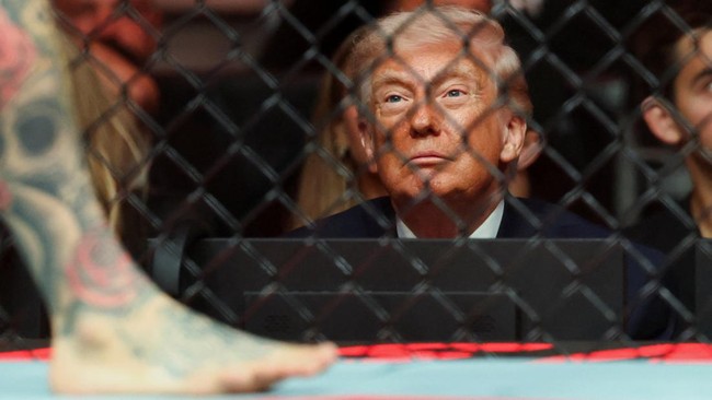 Trump Pening, Blokade Selat Hormuz Bisa Jadi "Senjata Makan Tuan"