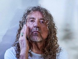 Menyambut Record Store Day 2026, Robert Plant Dianugerahi Gelar Legenda Toko Kaset