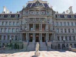 Alasan Trump Mau Kantor Wapres Dicat Pakai Cat Ajaib