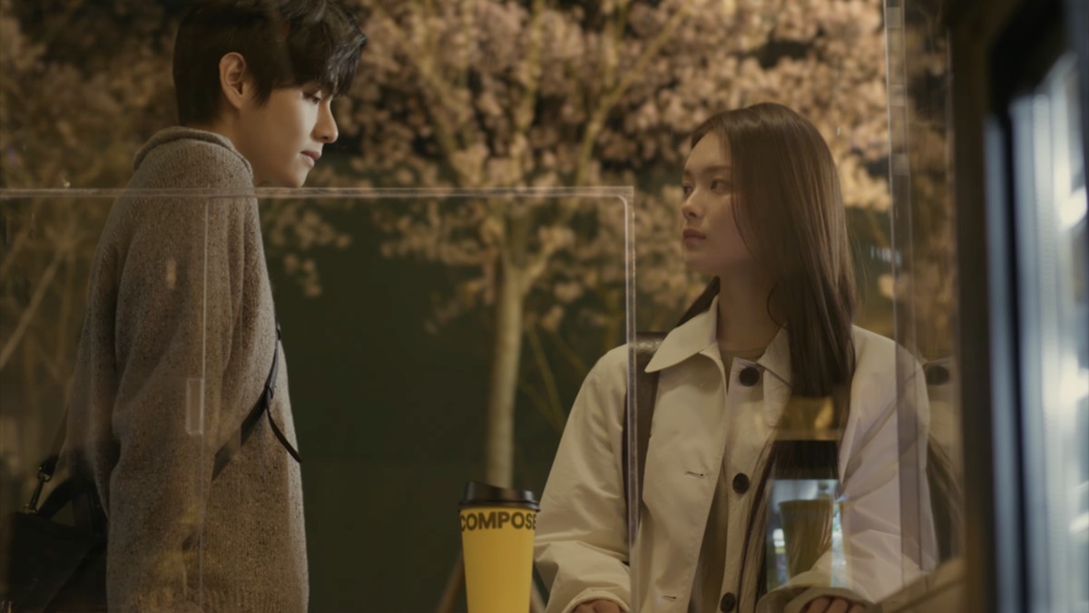 V BTS membintangi film pendek That Night&comma; Our Decaf&period;