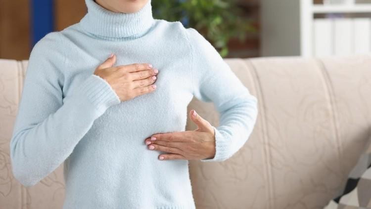 Mastitis ternyata tidak perlu langsung diberikan antibiotik&comma; Bunda&period; Yuk&comma; simak bagaimana cara menanganinya dengan metode yang lebih aman dan sederhana&period;