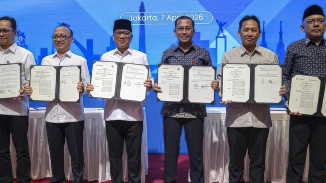 Kemenkop dan BPJS Kesehatan perkuat kolaborasi untuk perluas layanan kesehatan di desa, 30.000 Kopdes Merah Putih siap sediakan akses medis bagi masyarakat.