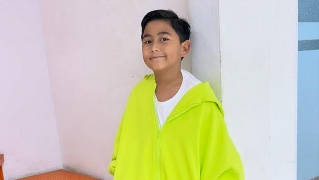 7 Gaya Fashion Bambang Anak Meisya Siregar dan Bebi Romeo yang Beranjak Remaja