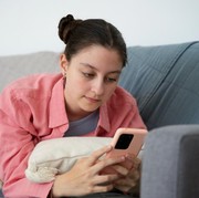 5 Ciri Kepribadian Orang yang Jarang Update di Media Sosial