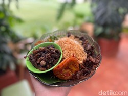 Campagna: Kafe Pinggir Sawah di Jogja Ini Punya Nasi hingga Jajanan Pasar Enak