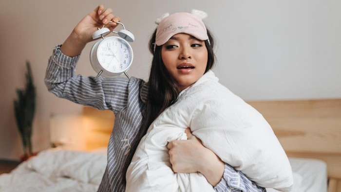 Sering Bangun Tidur Tanpa Alarm? Ini 5 Ciri Kepribadian yang Kamu Miliki