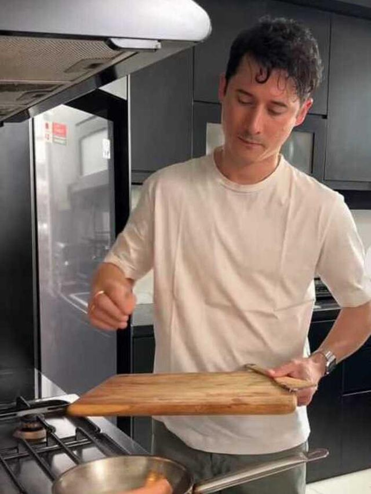 Dapur Nino Fernandez dan Steffi Zamora