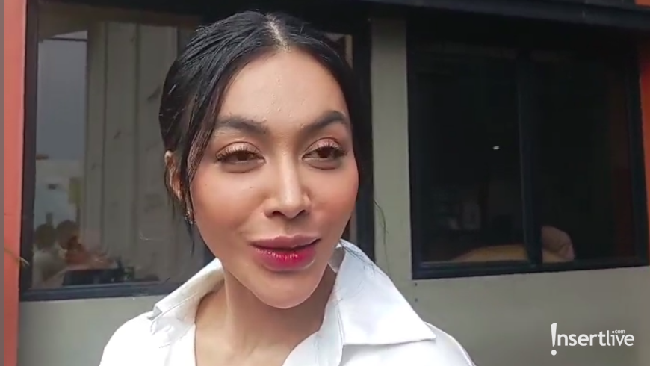 Terkait Sosok Ayah Kandung Ressa Rossano, Denada: Pokoknya...