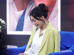 Ini 7 Momen Emosional Denada Banjir Air Mata Bahas soal Anak