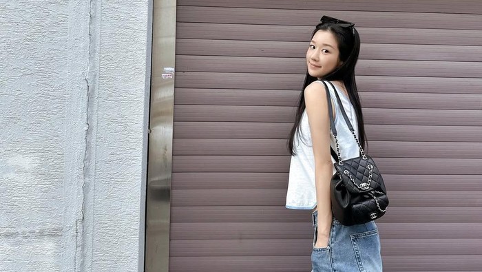 Get The Look: Gaya Simpel dan Comfy ala Seo Yea Ji