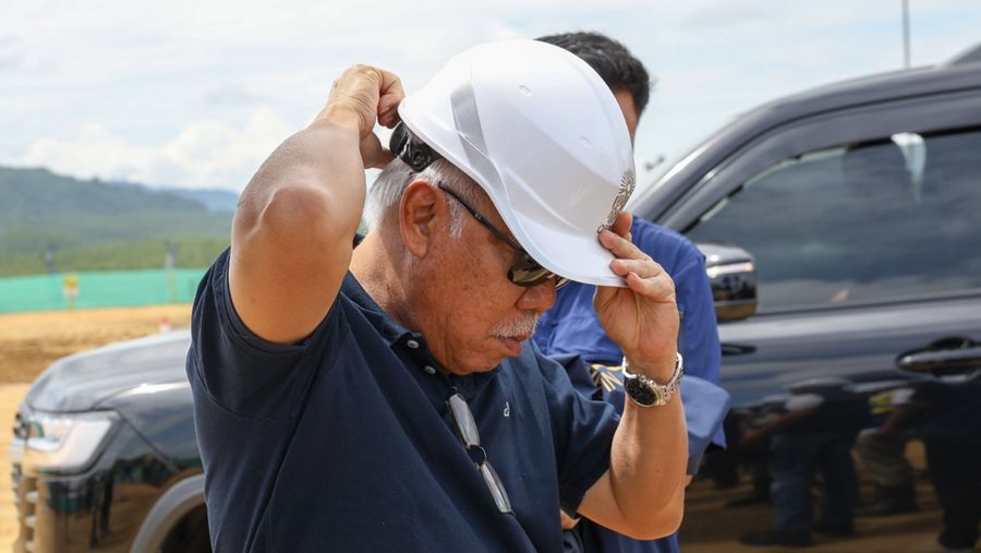 Kepala Otorita IKN Basuki Hadimuljono berbareng jejeran terus menerus melakukan monitoring, pengawasan, dan peninjauan nan terperinci seperti pada Sabtu, 11 April 2026 di area Legislatif dan Yudikatif. (Instagram/IKN_id)