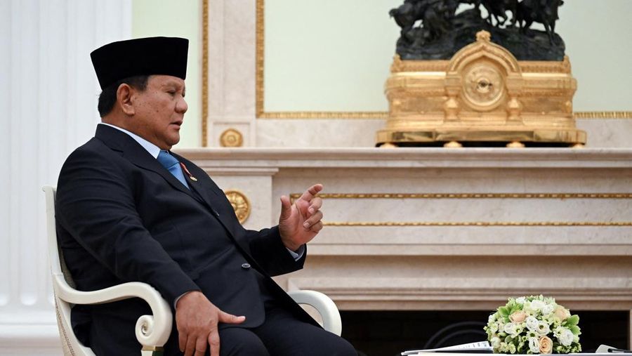 Para personil delegasi, nan dipimpin oleh Presiden Rusia Vladimir Putin dan Presiden Indonesia Prabowo Subianto, mengadakan pembicaraan di Kremlin di Moskow, Rusia, 13 April 2026. (Igor Ivanko/Pool via REUTERS)