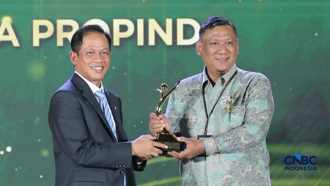 Buktikan Komitmen Jaga Lingkungan, Polytama Raih PROPER Emas