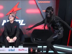 Dikritik Terlalu Seksi, Presenter E-Sports Hitamkan Diri hingga Tak Terlihat