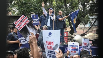 Ramai-ramai Kader NasDem Murka ke Tempo soal Sampul Surya Paloh