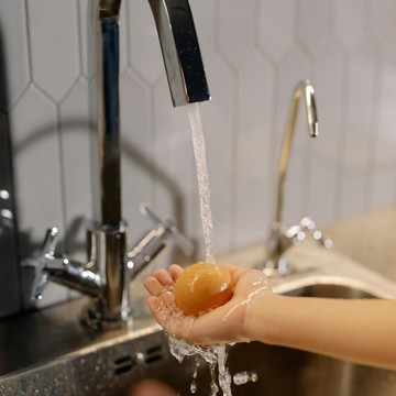 Ternyata Ini Alasan Jangan Cuci Telur Sebelum Dimasak Menurut Ahli