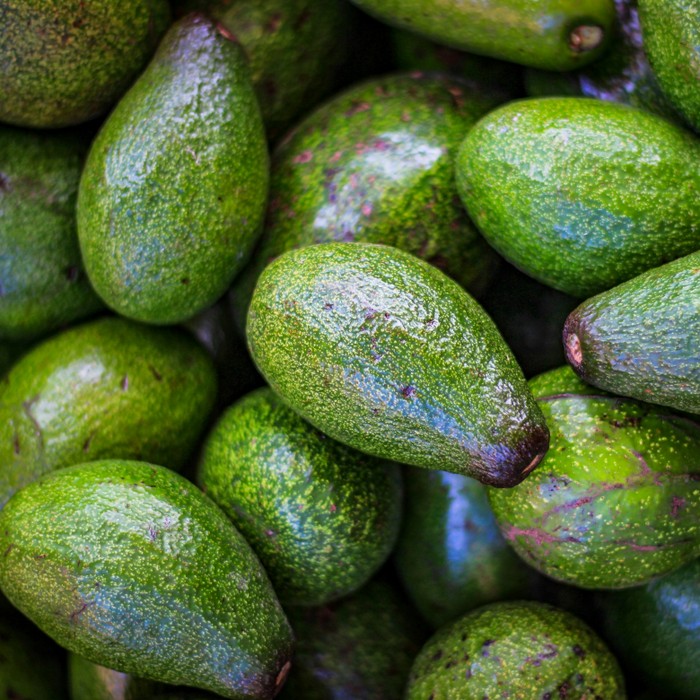 Hilangnya ribuan alpukat di Oxnard, California, Amerika Serikat, menjadi kasus pencurian makanan berskala besar yang pernah menggegerkan dunia. Total kerugian ditaksir mencapai Rp5,1 miliar.