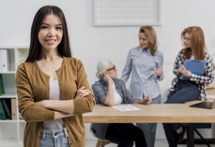 Aries selalu percaya diri dan suka memimpin, tapi di sisi lain jadi terkadang mengabaikan pendapat orang lain./ Foto: Freepik.com