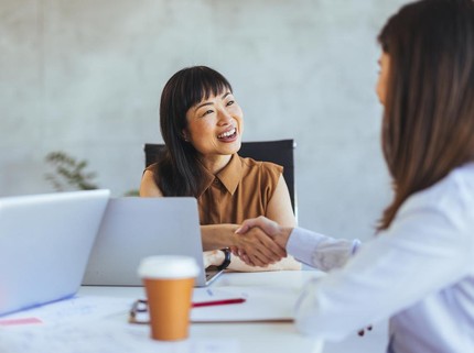 10 Cara Mengenali Orang yang Terlihat Baik tapi Tidak Tulus dalam Hitungan Menit Menurut Riset