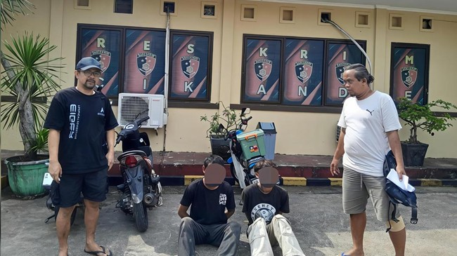 Dua pengamen di Cikande, Kabupaten Serang, Banten ditangkap polisi usai mencoba menjual motor hasil curian melalui status WhatsApp.