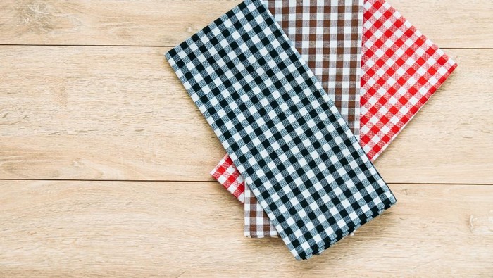 5 Cara Sulap Serbet Dapur Usang Jadi Barang Berguna