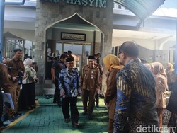 Mendikdasmen Abdul Muti Resmikan Revitalisasi 29 Sekolah di Sidoarjo