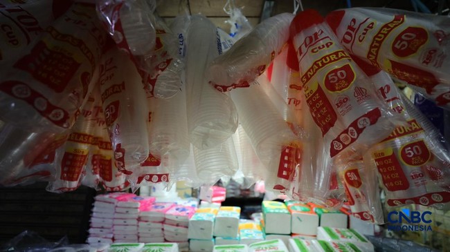 Impor Plastik RI Capai Rp44,11 Triliun per Maret 2026 — China dan Singapura Dominasi Pasokan