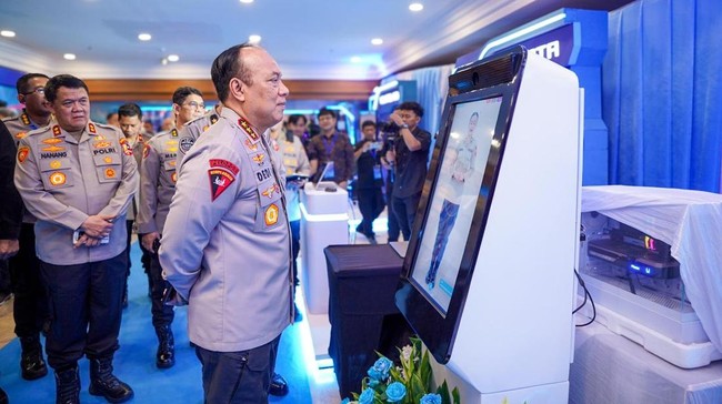 Mabes Polri luncurkan fitur pembuatan Laporan Polisi dan Kehilangan secara daring melalui Polri Super Apps.