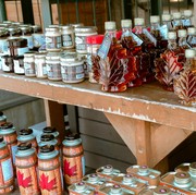 Selain KitKat, Ini 12 Kasus Pencurian Makanan Berskala Besar yang Menggegerkan Dunia