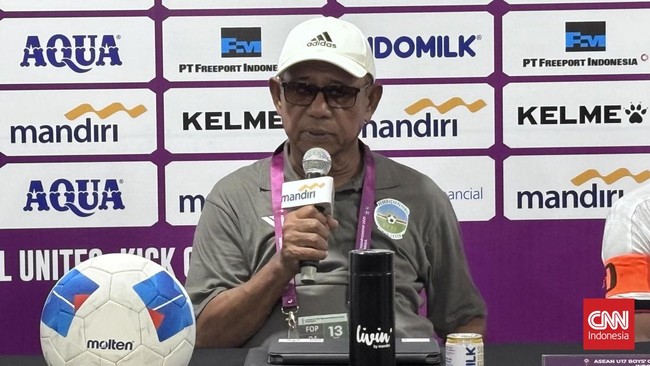 Pelatih Timnas Timor Leste U-17, Emral Abus Bin Bustaman, meminta maaf kepada masyarakat Timor Leste setelah timnya kalah telak 0-4 dari Indonesia.