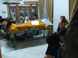 Detik-detik Pasutri di Lampung Tersambar Petir Saat Pulang dari Kebun