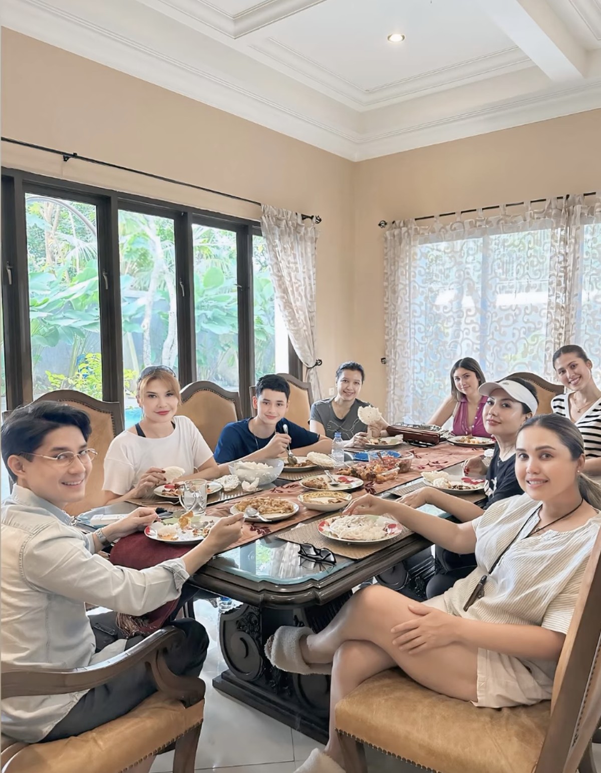 Teuku Rassya temui Tamara Bleszynski&period;