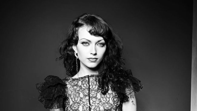 Violet Putri Dave Grohl Sebut Skena Musik Keras Masih Mendiskriminasi Perempuan