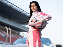 Wardah Gandeng Pembalap Arab Amna Al Qubaisi, Rilis Staylock Lip Matte