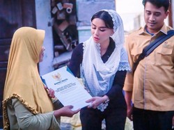 Bebizie Salurkan Bantuan Pembangunan Rumah Korban Kebakaran