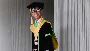 Kata-kata Beckham Putra usai Resmi Jadi Sarjana Ilmu Pemerintahan