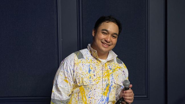 Dari Kantoran ke Musik, Boniangga Curhat Lewat Menua Bijaksana