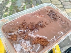Coklat Moist, Dessert Lumer Ala Malaysia yang Hadir di Binjai