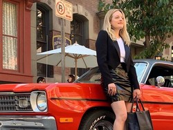 Elisabeth Moss Sebut Menjadi Orang Tua Adalah Pekerjaan Tersulit di Dunia