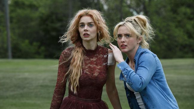 Berikut rekomendasi dan sinopsis film baru tayang akhir pekan ini, mulai dari Ready or Not 2, Ghost in the Cell, hingga Lee Cronin's the Mummy.