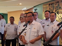 3 Petugas PPSU Disanksi SP1 gegara Balas Laporan Pakai Foto AI di JAKI