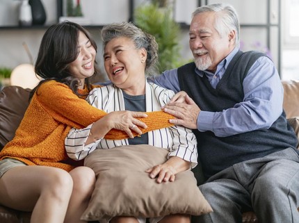70 Ucapan Happy Anniversary untuk Orang Tua, Penuh Doa dan Makna