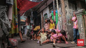 FOTO: Penuh Sesak Jakarta Jadi Kota Terpadat di Dunia