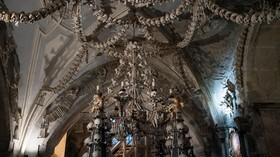 7 Tempat Paling Aneh dan Misterius di Bumi, Penasaran Lihat Langsung?