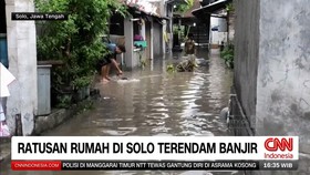 VIDEO: Banjir Belum Surut, Ratusan Rumah di Solo Masih Terendam