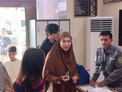 Pendekatan Santai Hakim saat Anak Zaskia Adya Mecca Bersaksi di Sidang