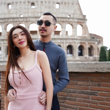 Terpopuler: Angel Karamoy Dapat Hadiah Rumah Vs Roger Danuarta Pisah Ranjang