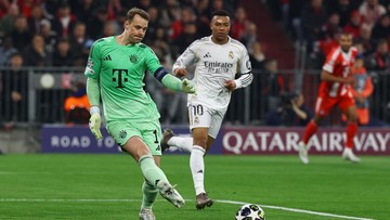 Blunder Fatal Neuer Nyaris Buat Bayern Celaka